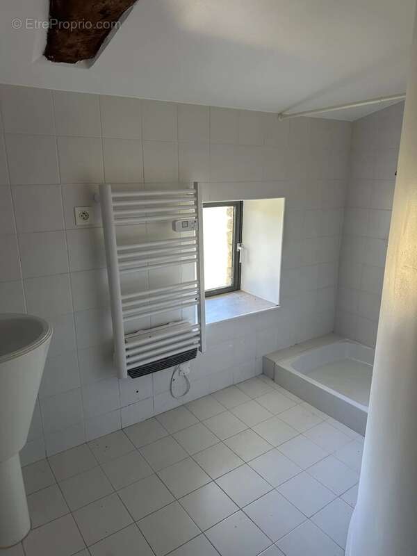 Maison à MONCLAR-DE-QUERCY