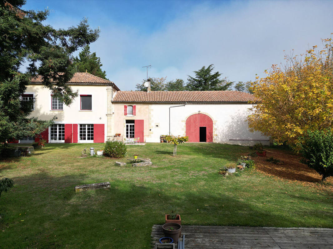 Maison à SAUVETERRE-DE-GUYENNE