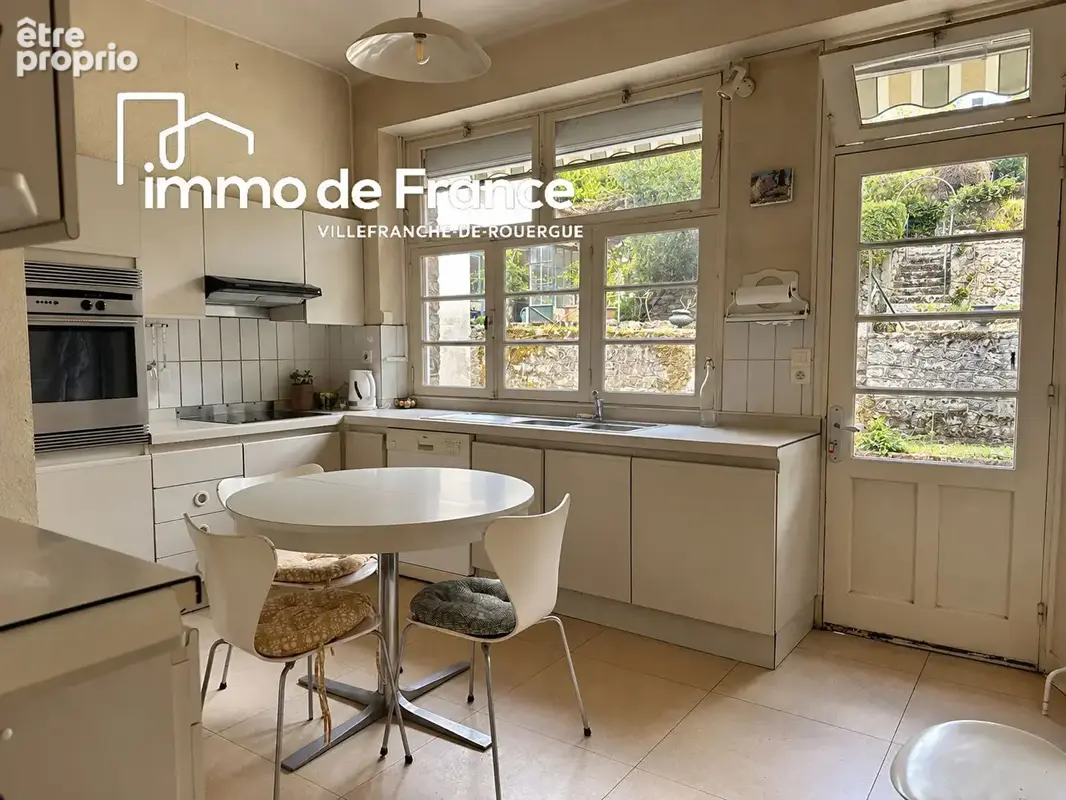 Maison de ville accessible de plain pied, 193 m², 4 chambres, garage double, terrasses et jardin - photo 5
