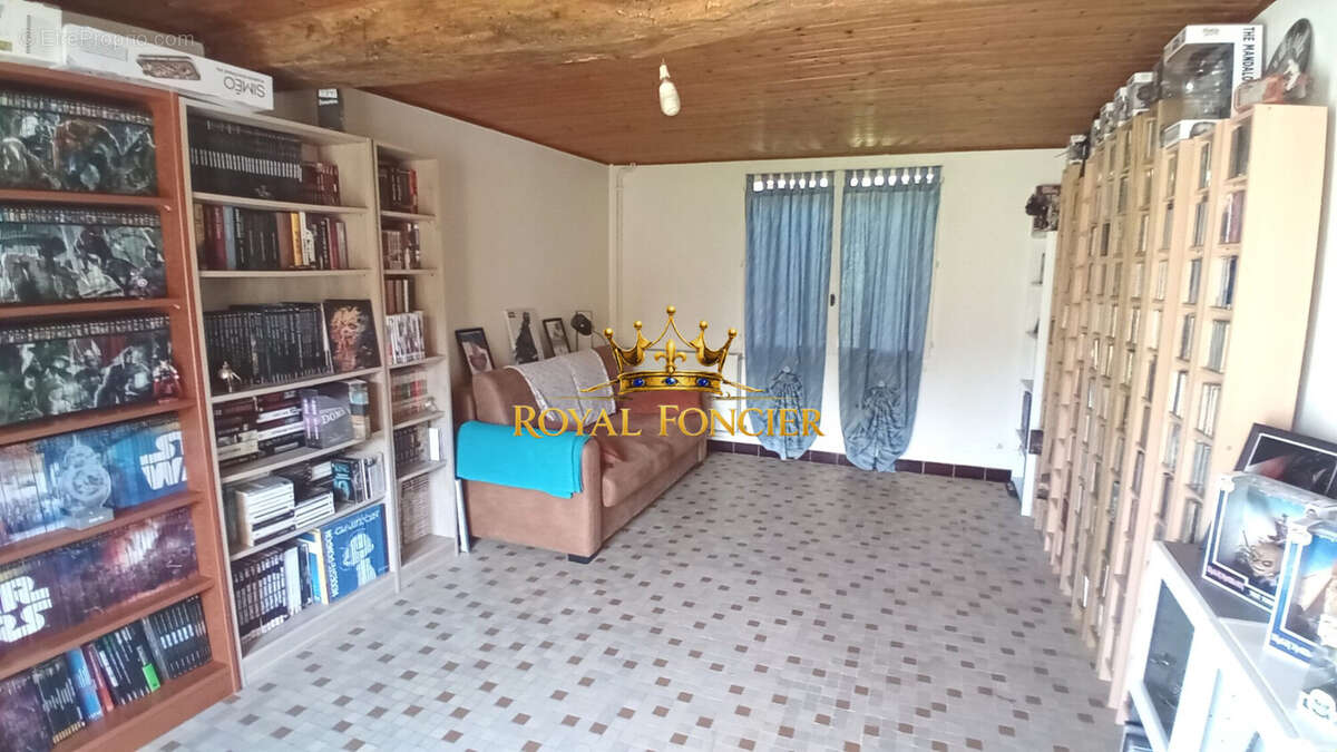 Maison 157 m² à Velleches  - photo 6
