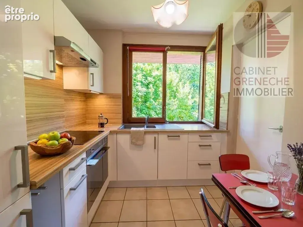 Appartement T3 - Évian-les-Bains, proche embarcadère - photo 8