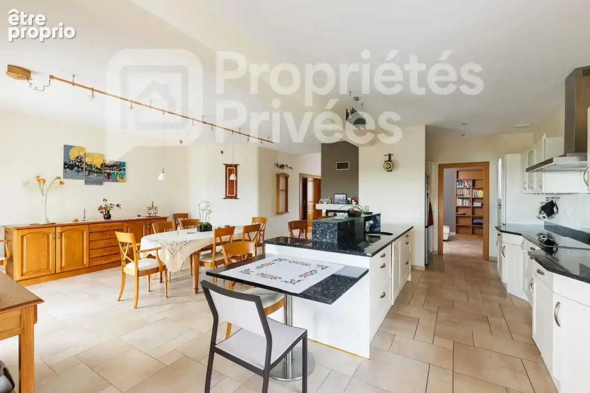 Maison d'architecte de standing de 7 pièces avec piscine chauffée - photo 7