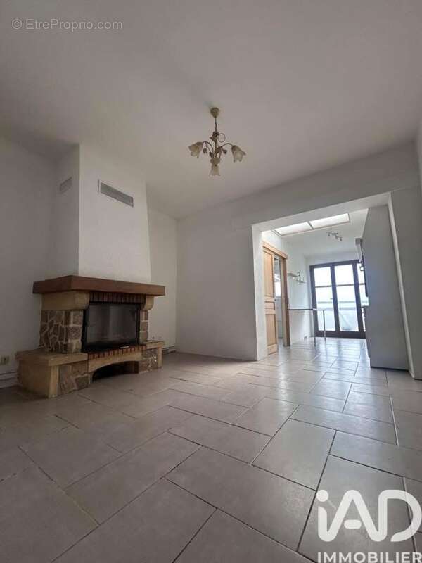 Photo 4 - Maison à MARLY