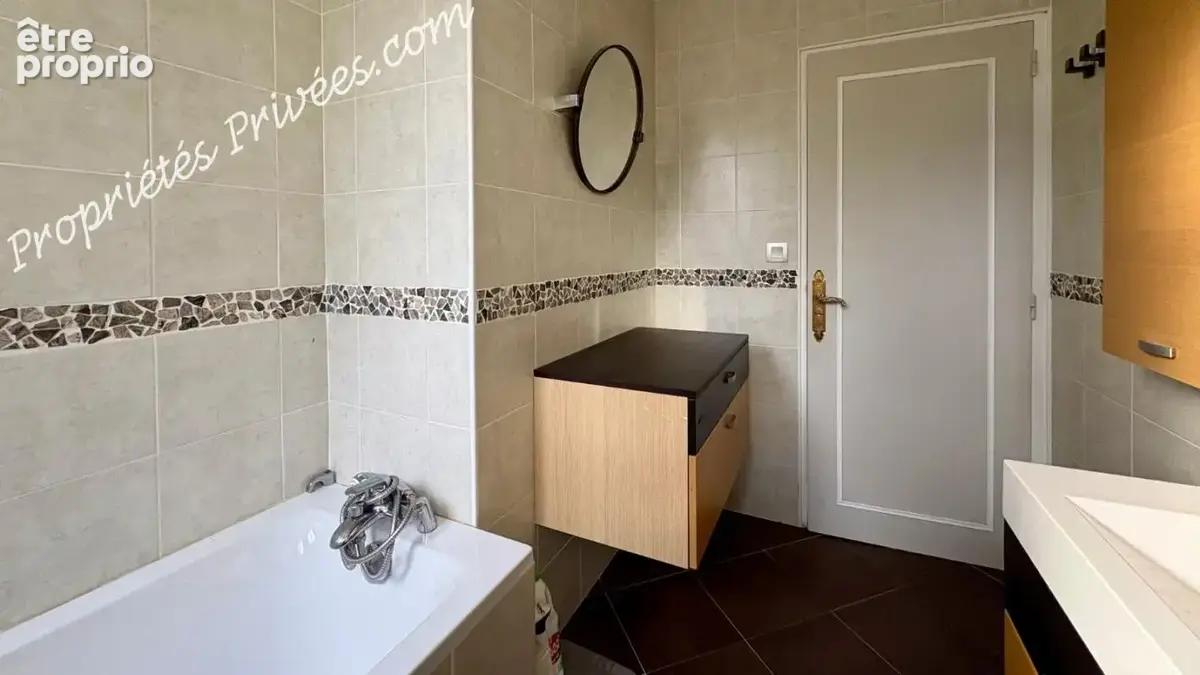 Maison Vineuil 10 pièce(s) 132 m2 - photo 14