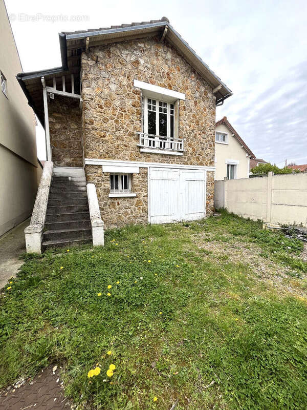 Maison à LE PLESSIS-BOUCHARD