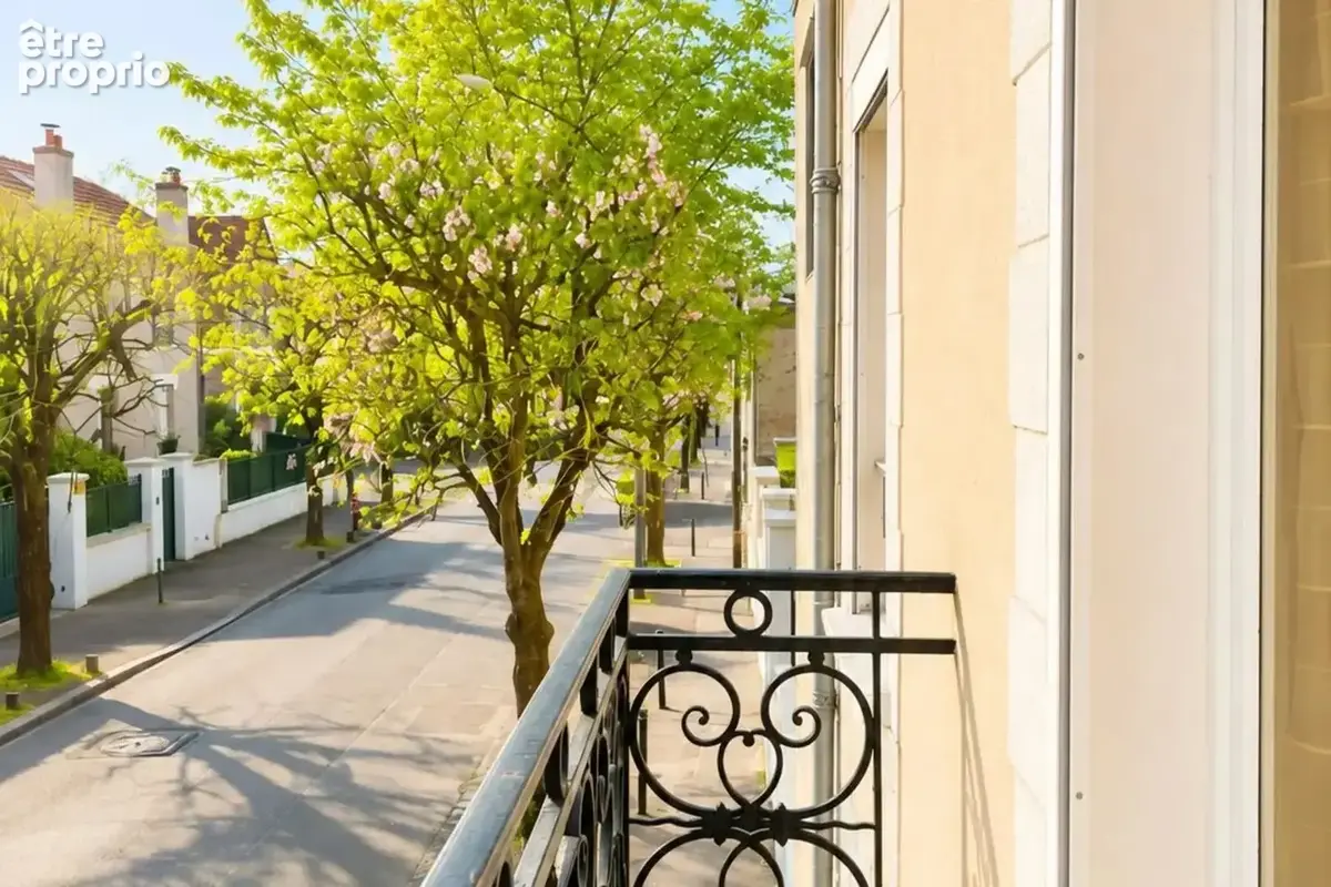 La Varenne Cœur de Ville – 2 pièces de charme avec balcon - photo 2