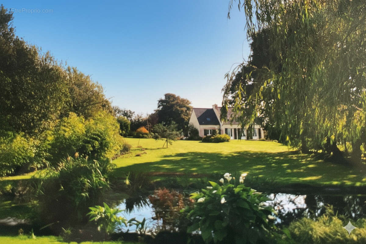 Maison à LOGONNA-DAOULAS