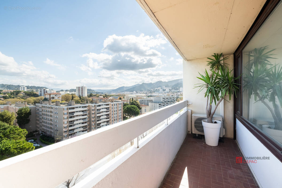 Appartement à MARSEILLE-11E
