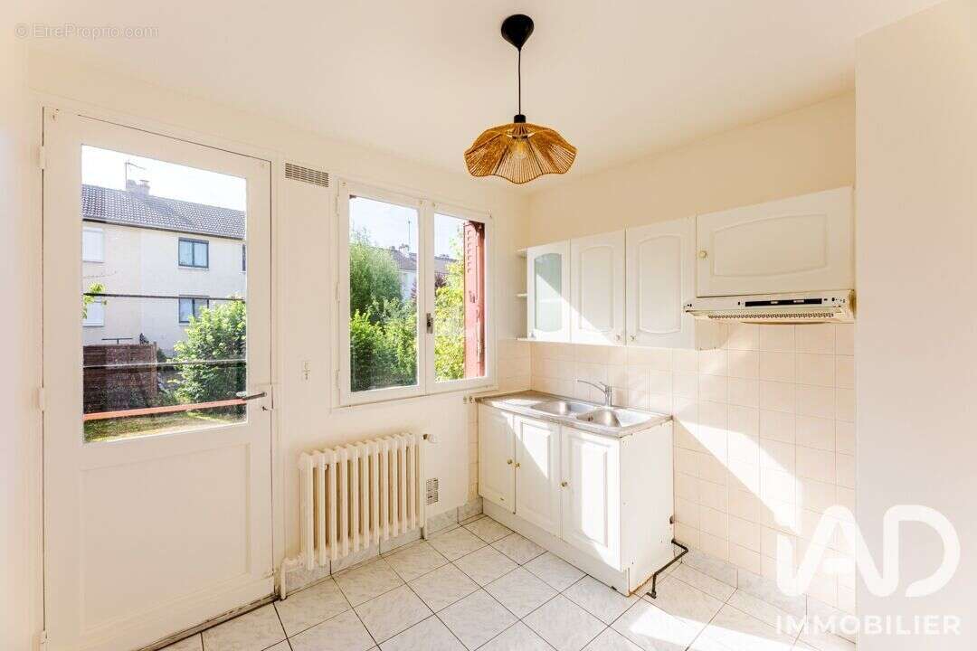 Maison 68 m² à Taverny  - photo 4