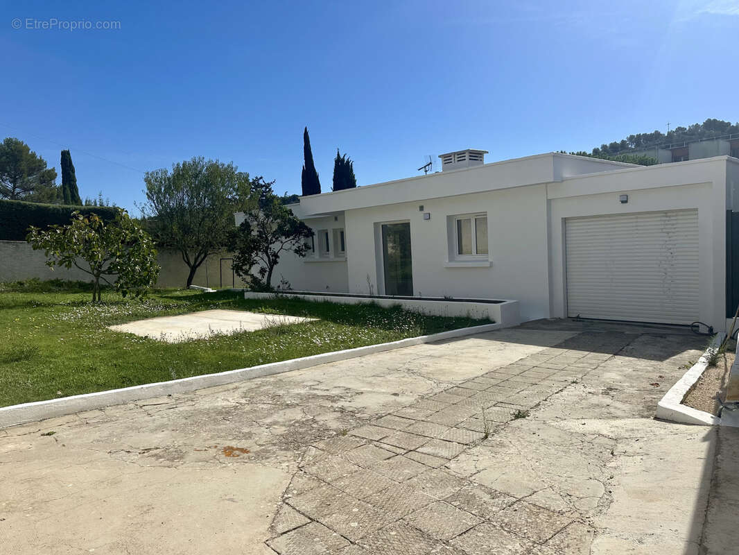 Maison à CARNOUX-EN-PROVENCE