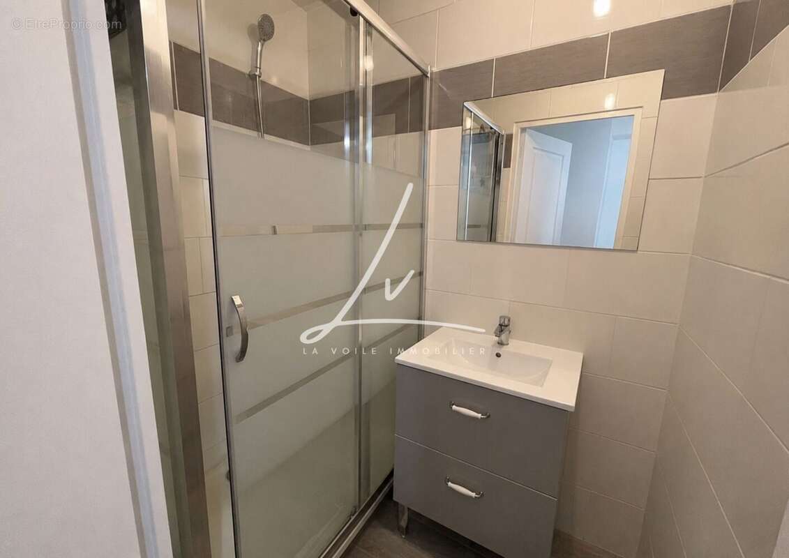 Appartement 48 m² à Caen  - photo 4