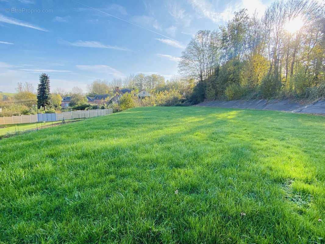Terrain à GEZAINCOURT