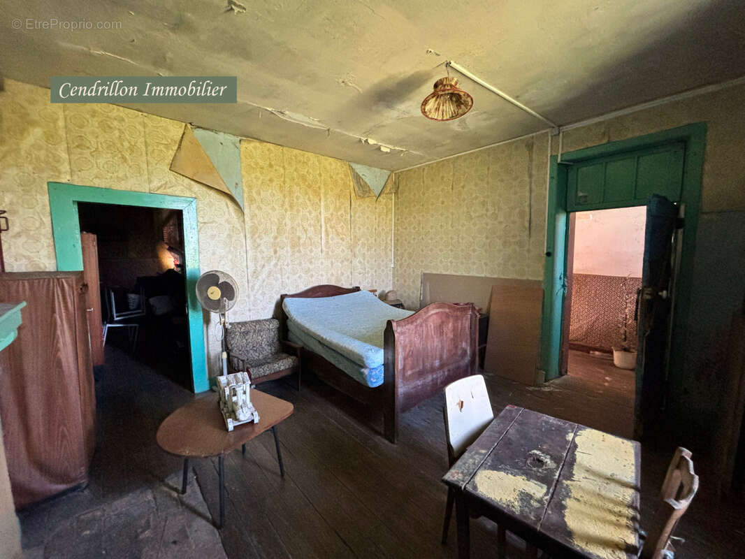 Maison à BOSMOREAU-LES-MINES