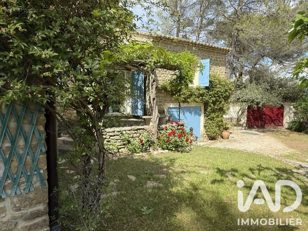 Maison 201 m² à Vaison-La-Romaine  - photo 3