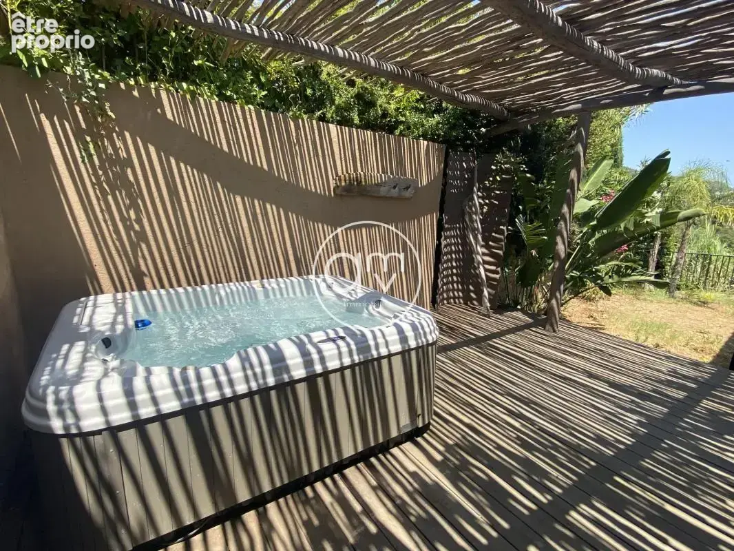 Maison 4 pieces la londe-les-maures (83250) dans le tres pr - photo 17