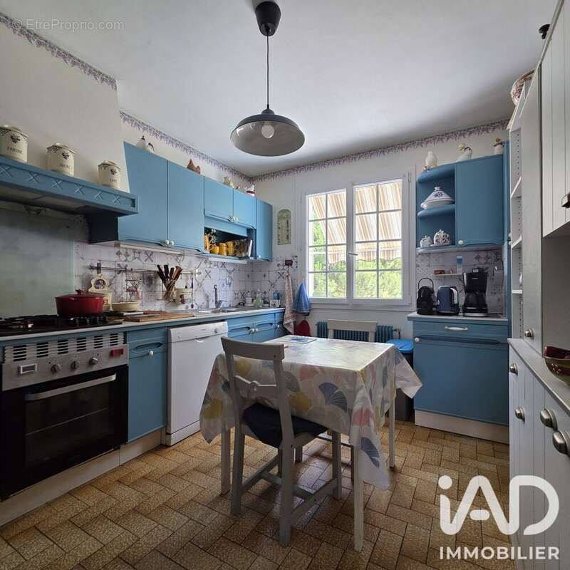 Maison 170 m² à Joue-Les-Tours  - photo 3