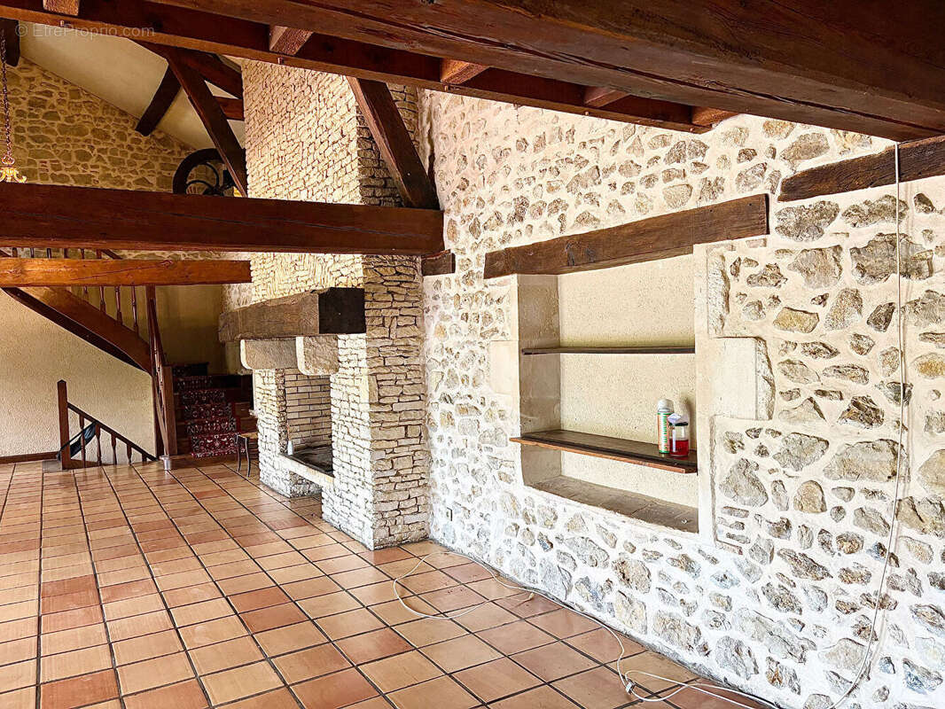Maison Saulge 7 pièce(s) 291.61 m2 - photo 6