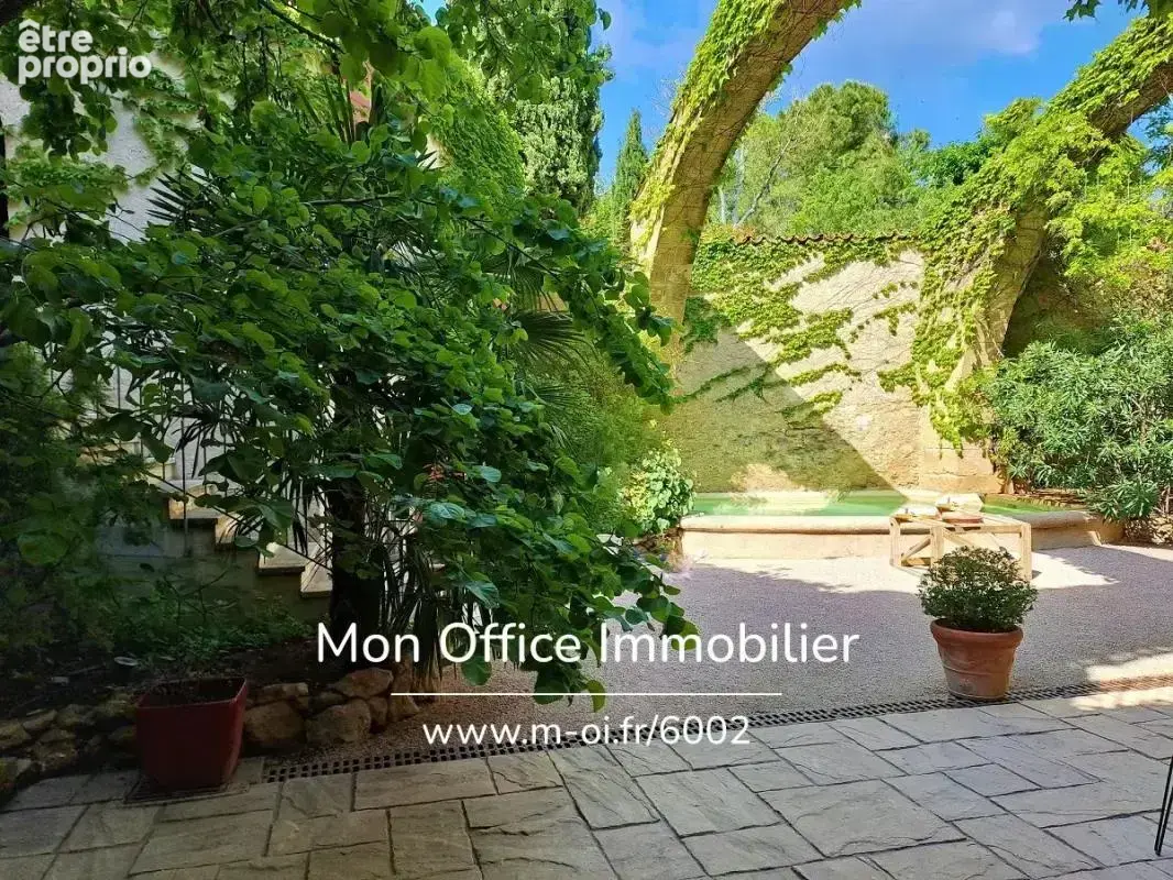Référence : 6002-VCL - Maison de Maître du XVII - Cours intérieure et piscine - 20 minutes d'Aix en Provence - photo 23