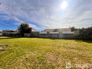 Terrain à SAINT-LOUBES