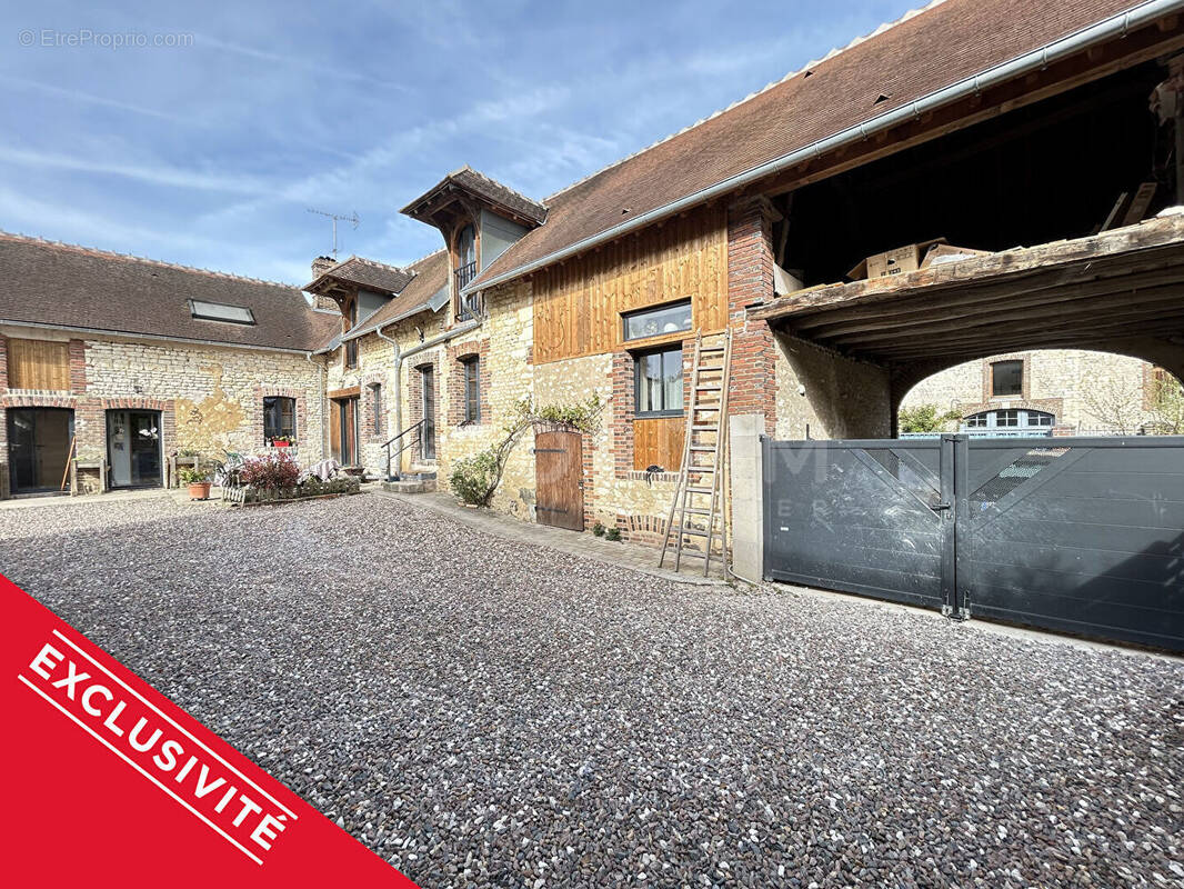 Maison à MERRY-LA-VALLEE