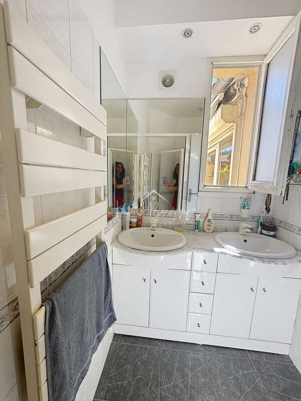 Appartement à SAINT-AFFRIQUE