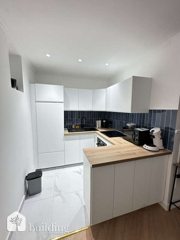 Appartement à PARIS-17E