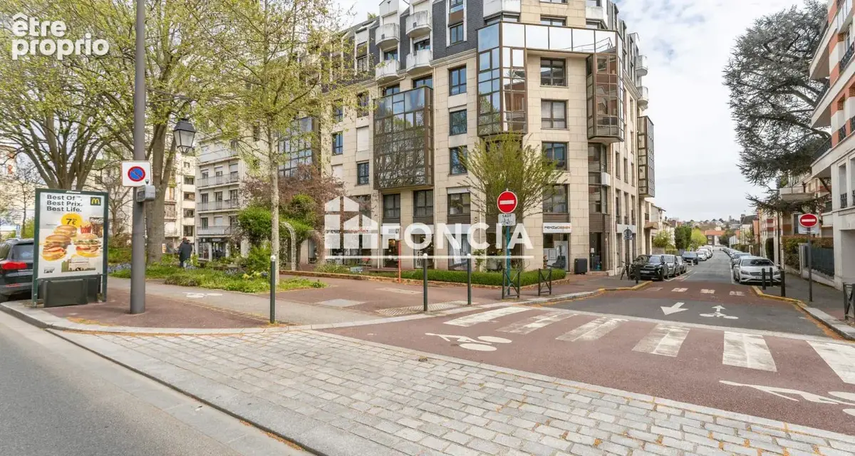 Appartement à BOURG-LA-REINE