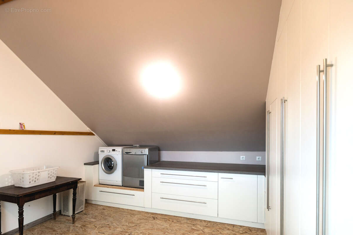 Bettendorf charmante maison 6 pièces de 199 m2 sur 4,21 ares de terrain - photo 7
