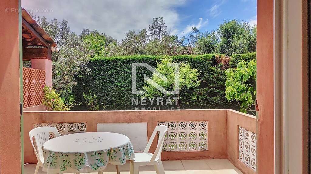 Maison à SAINT-PAUL-EN-FORET