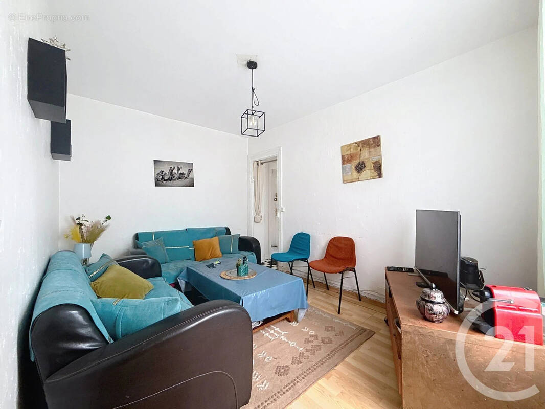 Appartement à PARIS-12E
