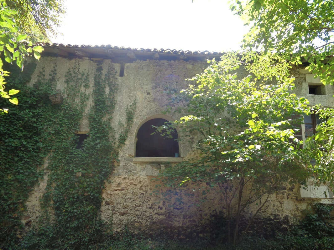 Maison à SAINT-JUST