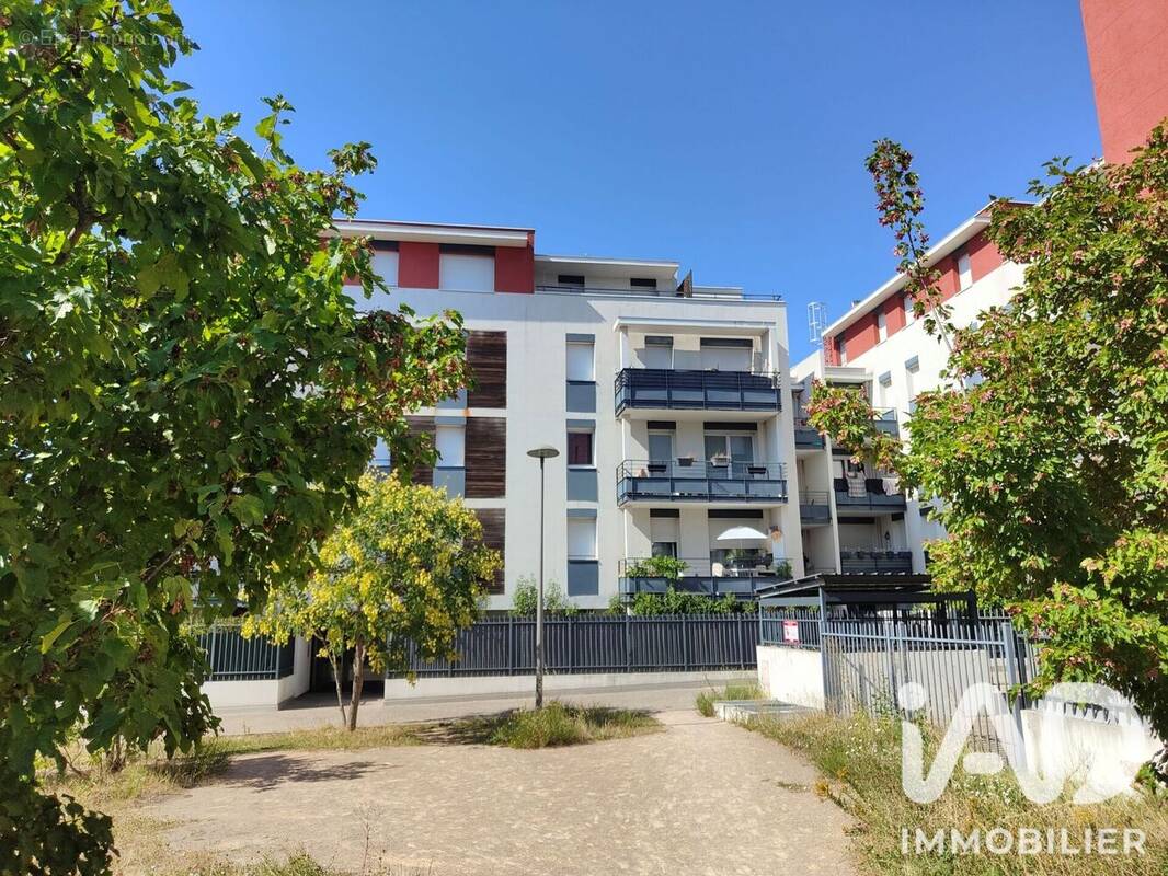 Photo 1 - Appartement à SAINT-PRIEST