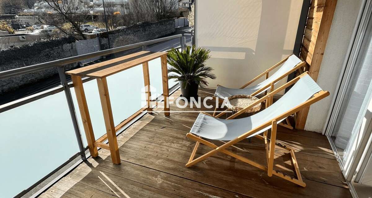 Appartement à SAINT-ISMIER