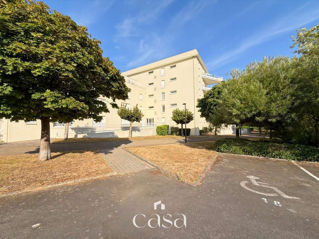 Appartement 24 m² à Caen  - photo 3