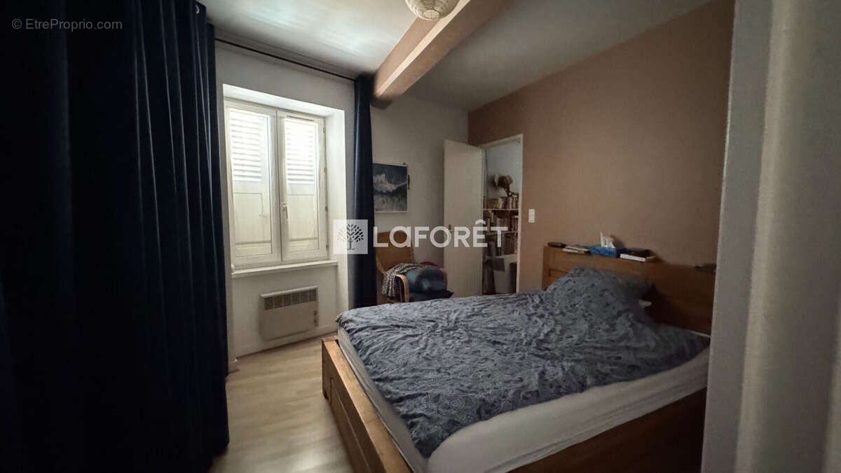 Appartement à BESSENAY