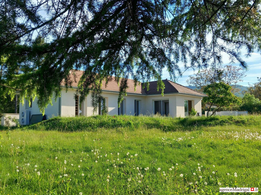 Maison à COLOMBE
