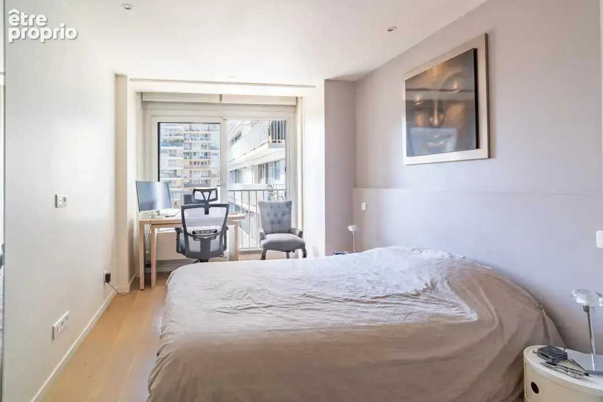 Appartement Puteaux - 3 pièces - 77 m² - Parking - Cave - Balcon - photo 8