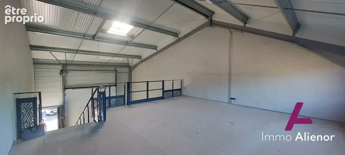 Commerce 160 m² à vendre à Le Teich (33470) - photo 2