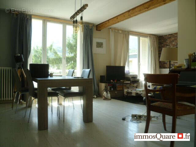 Appartement à SASSENAGE