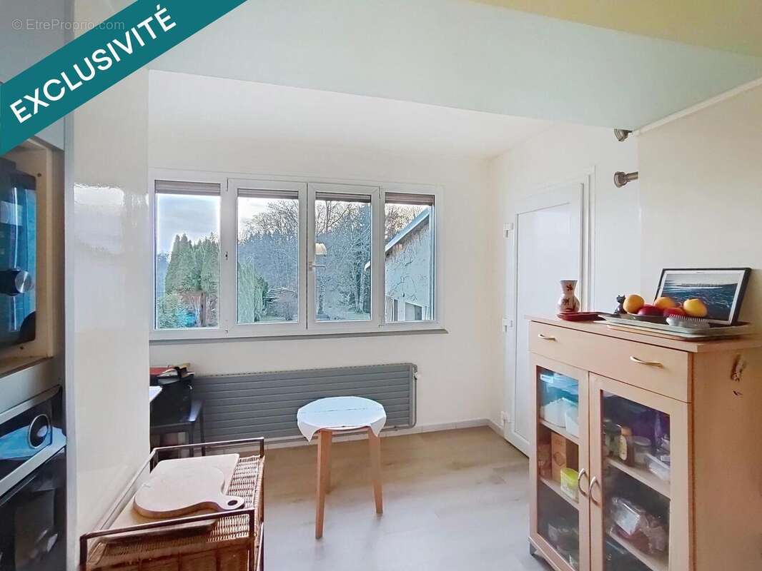 Maison 132 m² à Montreux-Vieux  - photo 5
