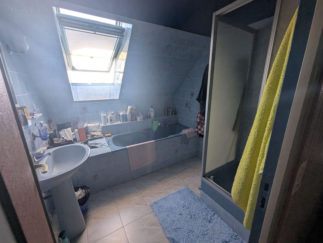 Maison à MONTGIVRAY