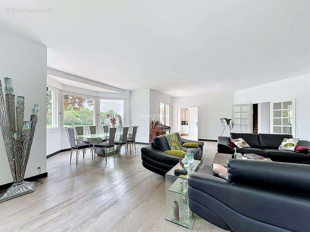 Villa familiale de 203 m² sur une parcelle de 1 703 m² au domaine lacoste - photo 2