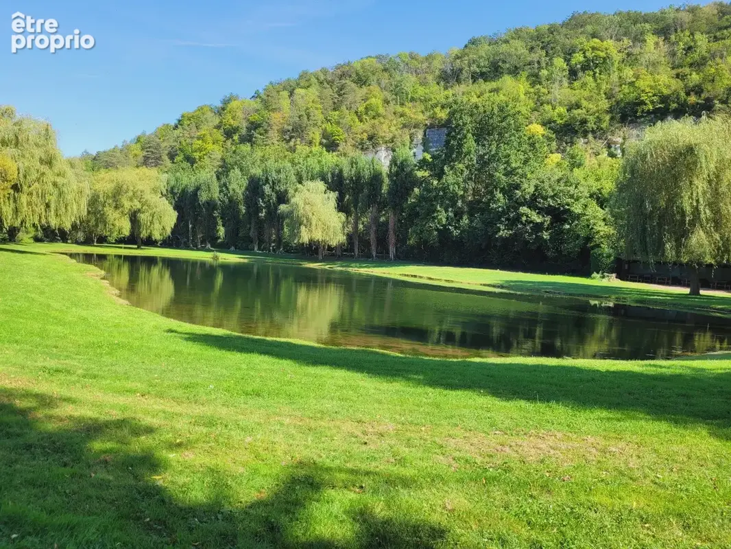 Photo Terrain à La Vacherie au prix de 168 000€