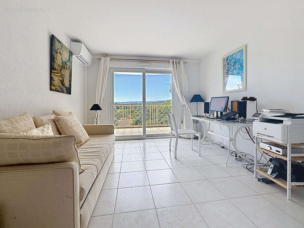 Appartement à SAINT-RAPHAEL