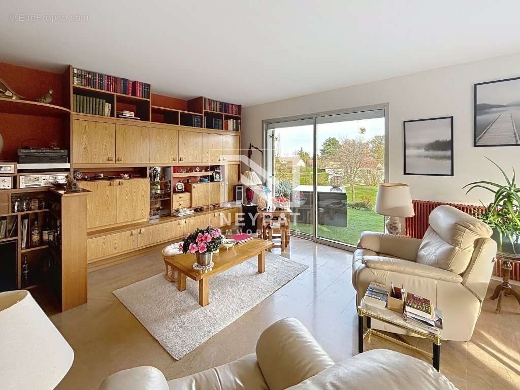 Maison à SENNECEY-LE-GRAND