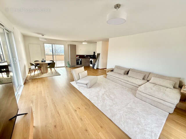 Appartement à FERNEY-VOLTAIRE