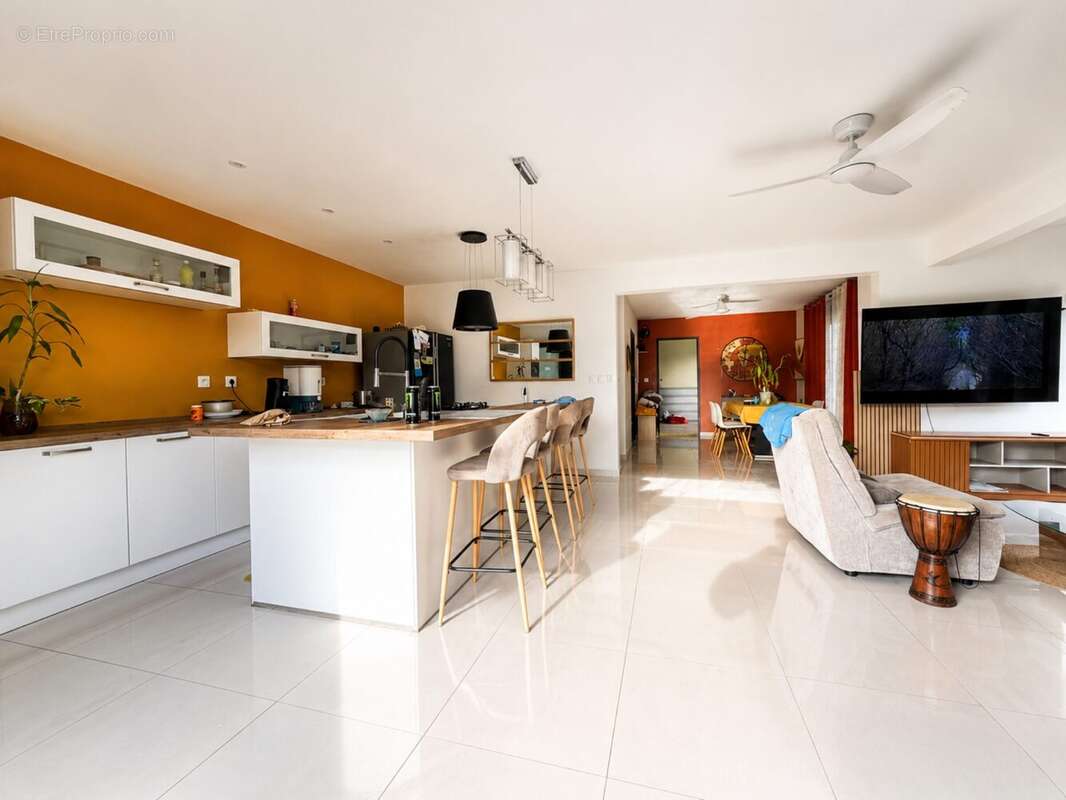 Maison 114 m² à Sainte-Marie  - photo 8