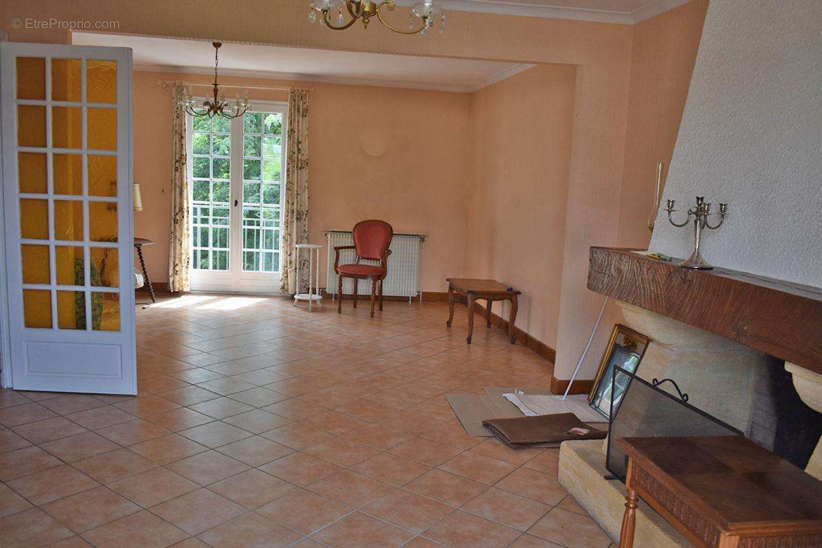 Maison Terrasson La Villedieu 146 m2 7 pièces - photo 10