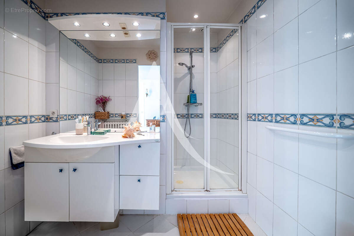 Maison à LIMEIL-BREVANNES