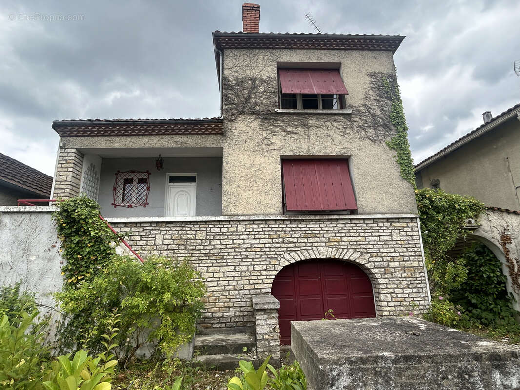 Maison à MARSAC-SUR-L'ISLE